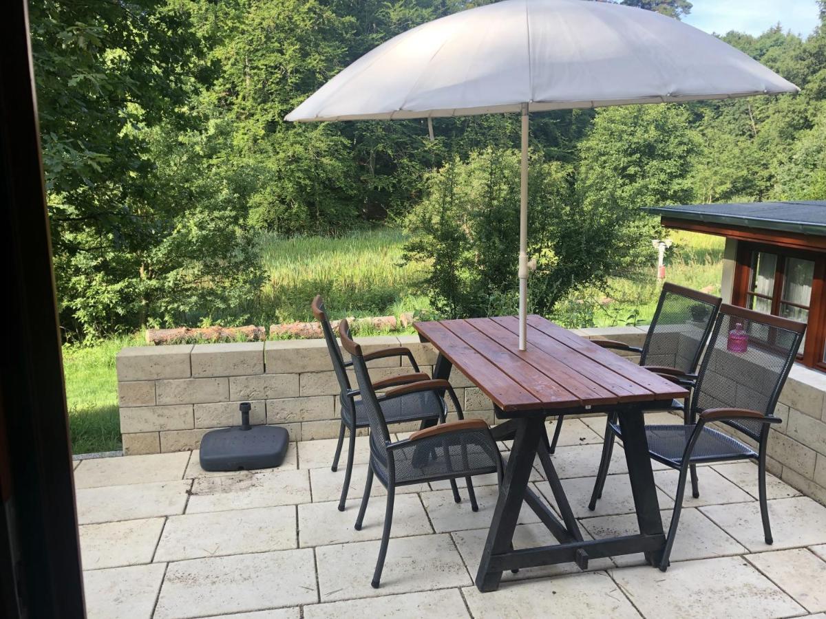 Bungalows Am Waldessaum Bei Hohenzieritz Esterno foto