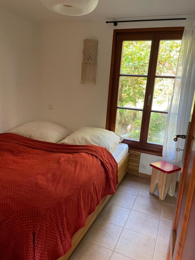 Bungalows Am Waldessaum Bei Hohenzieritz Esterno foto